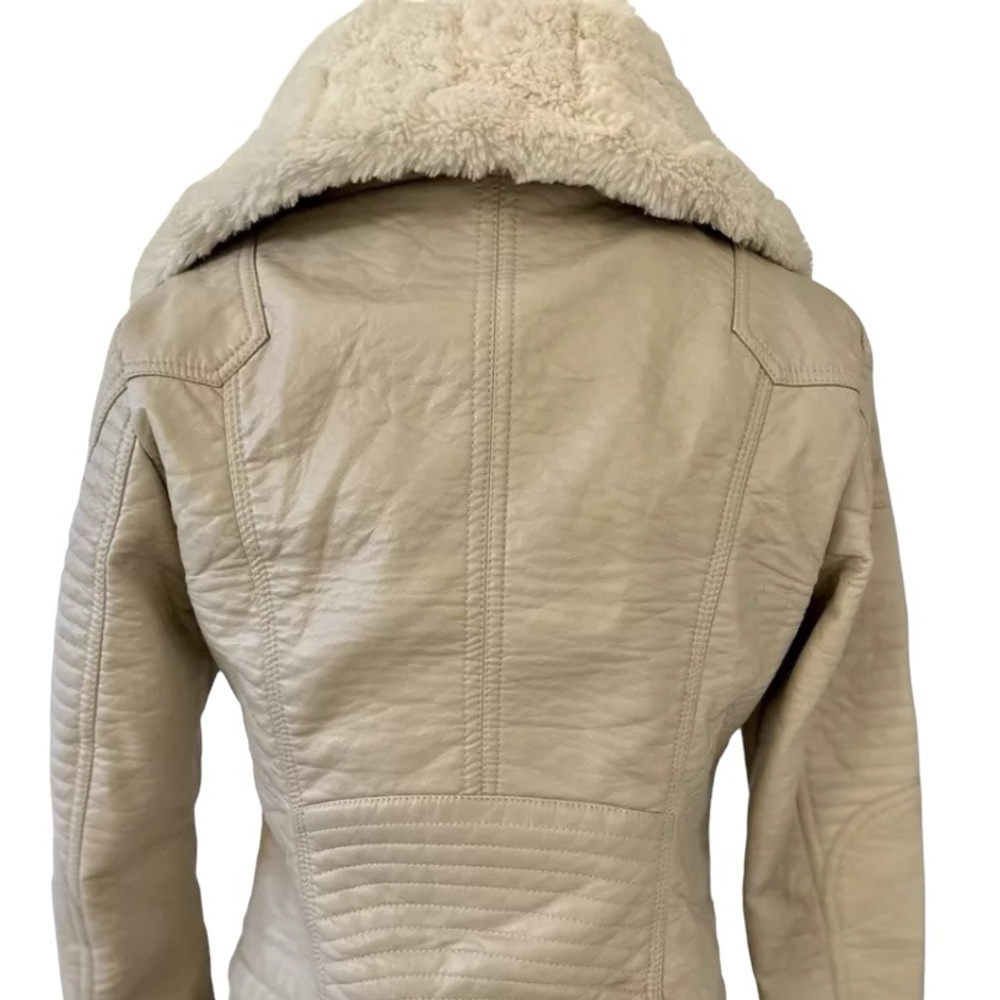 GUESS Jacket - Picture 11 of 11
